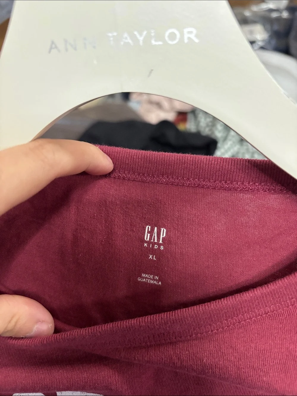 Gap kids XL tee
